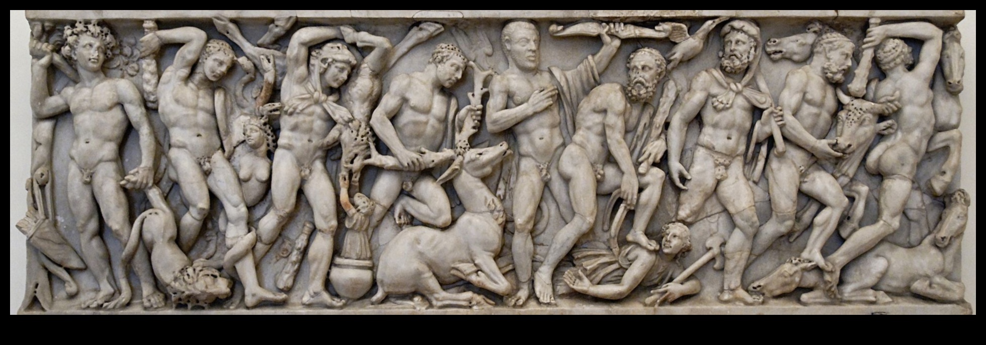 Heracles in Stone: Απεικονίζοντας τους Ηρωικούς Έργους στη Γλυπτική