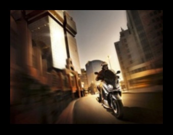 Street Savvy: Πλοήγηση σε αστικούς δρόμους με στυλ στις μοτοσυκλέτες