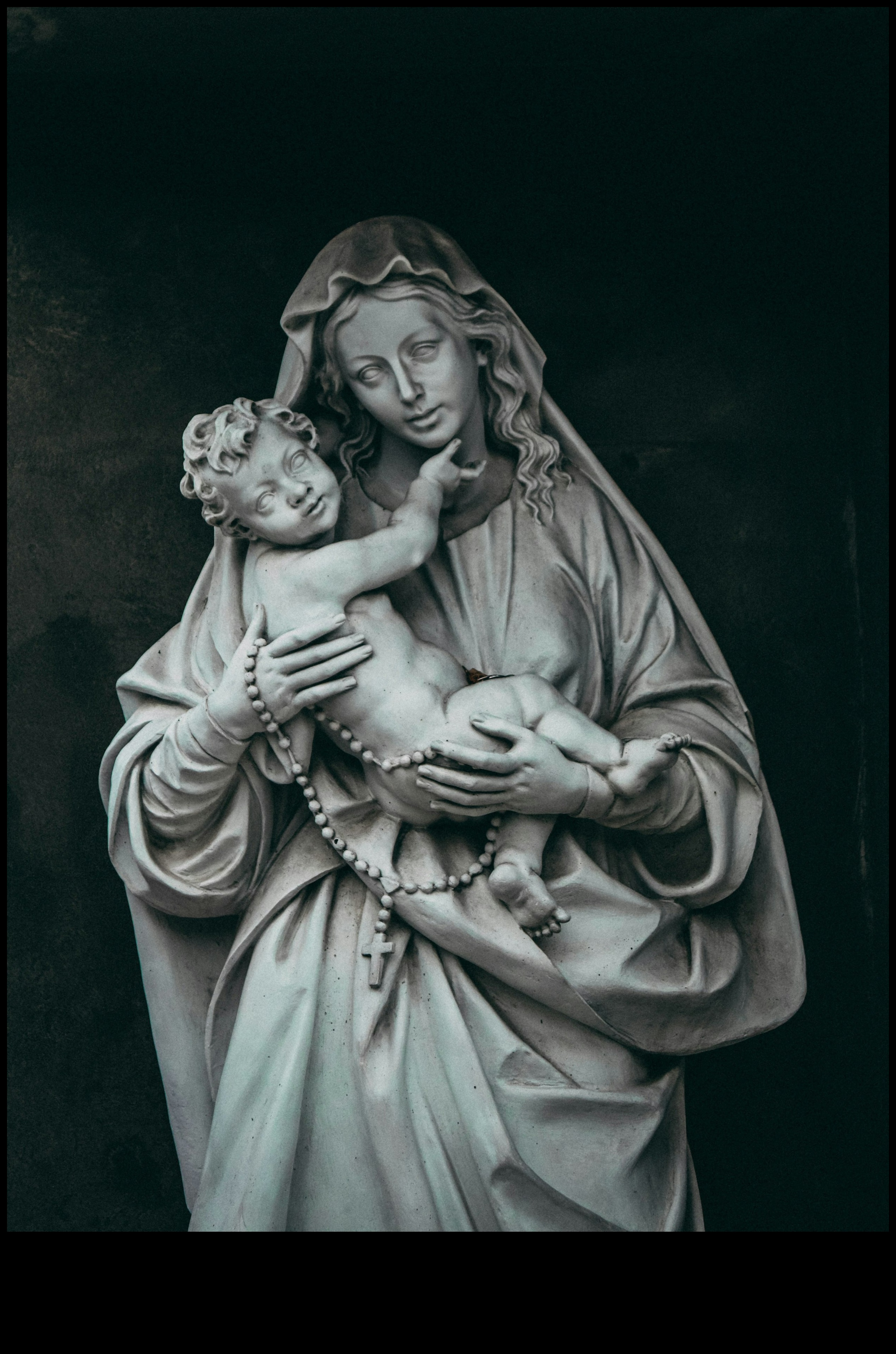 Sculpted Serenity: Medieval Stone Carvings ως καλλιτεχνικές εκφράσεις