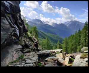 Alpine Adventures: Πεζοπορία και αναρρίχηση σε ορεινά τοπία
