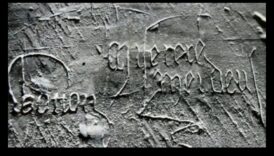 Γοτθικά γκράφιτι: Καλλιτεχνικά γλυπτά σε μεσαιωνικούς αρχιτεκτονικούς χώρους